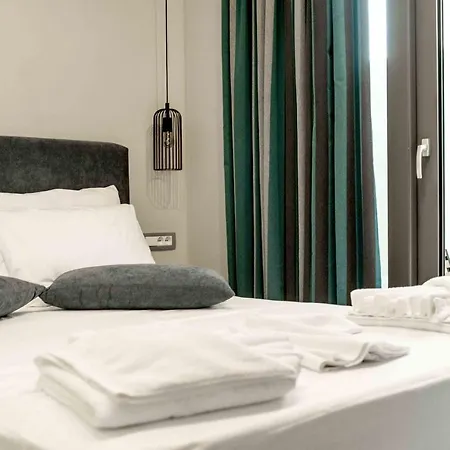 Makis Suite In The City Argostoli  Exterior photo